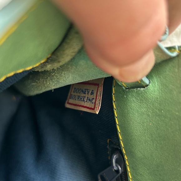 EUC Dooney & Bourke mint green tassel bag with matching wallet & dust bag ππ - Picture 7 of 13
